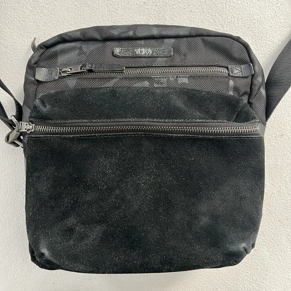 Tumi Dalston Amhurst Black Camo Crossbody Suede Nylon Messenger Bag 61005DCM